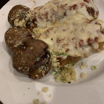 Frederico's - Chicken parmigiana with Italian roasted potatoes - Pizza Near Me - Waterloo, Illinois Frederico's - Chicken parmigiana with Italian roasted potatoes - Pizza Near Me - Waterloo, Illinois