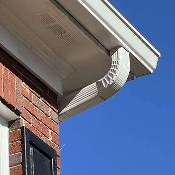 Southern Gutter Protection - After work! Looking strong and beautiful! Adding back to our curb appeal instead of being a minor embarrassment. - Gutter Services Near Me