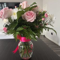 Angel Bloom Florist - Where are all the flowers ?? It's all just fillers... unacceptable for paying for the premium version