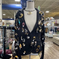 Hillcrest Thrift Outlet
