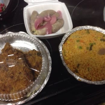 La Cocina de Mama - Latin American Near Me - Ridgewood, New York