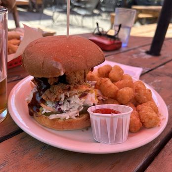 Urban Growler - Chicken sandwich with tots - Breweries Near Me - Saint Paul, Minnesota Urban Growler - Chicken sandwich with tots - Breweries Near Me - Saint Paul, Minnesota