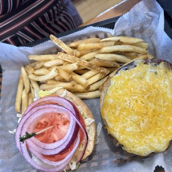 Charlie Horse Restaurant - Cheeseburger and Fries - Seafood Near Me - Ormond Beach, Florida