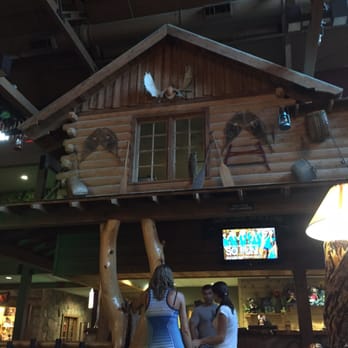 Great Wolf Lodge - Main area. - Resorts Near Me - Williamsburg, Virginia Great Wolf Lodge - Main area. - Resorts Near Me - Williamsburg, Virginia