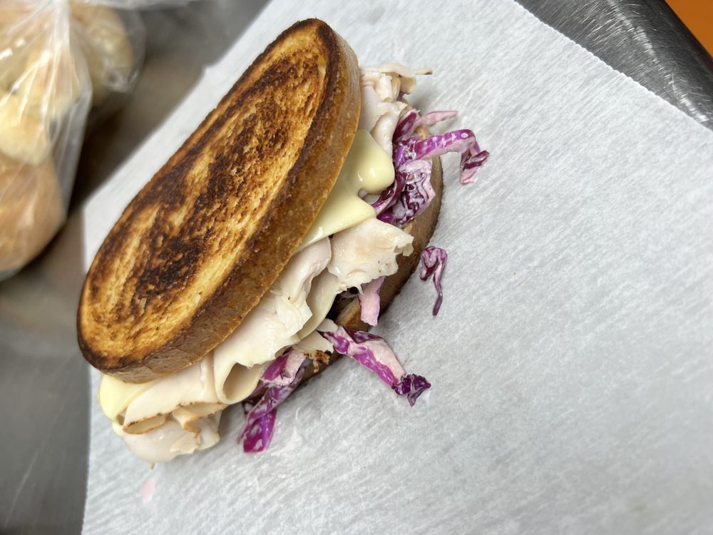 SOUTH ON BOSTWICK CANTINA & GRILLE Updated September 2024 101