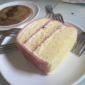 Quarter Sheets - Princess cake - Pizza Near Me - Los Angeles, California