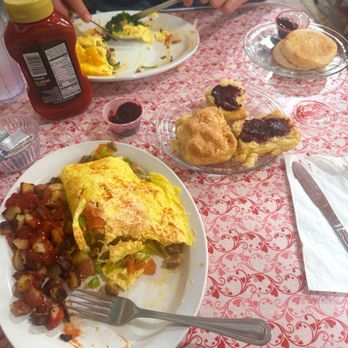 Sweetie Pie's - Build your own omelettes and biscuits - Breakfast & Brunch Near Me - Placerville, California Sweetie Pie's - Build your own omelettes and biscuits - Breakfast & Brunch Near Me - Placerville, California