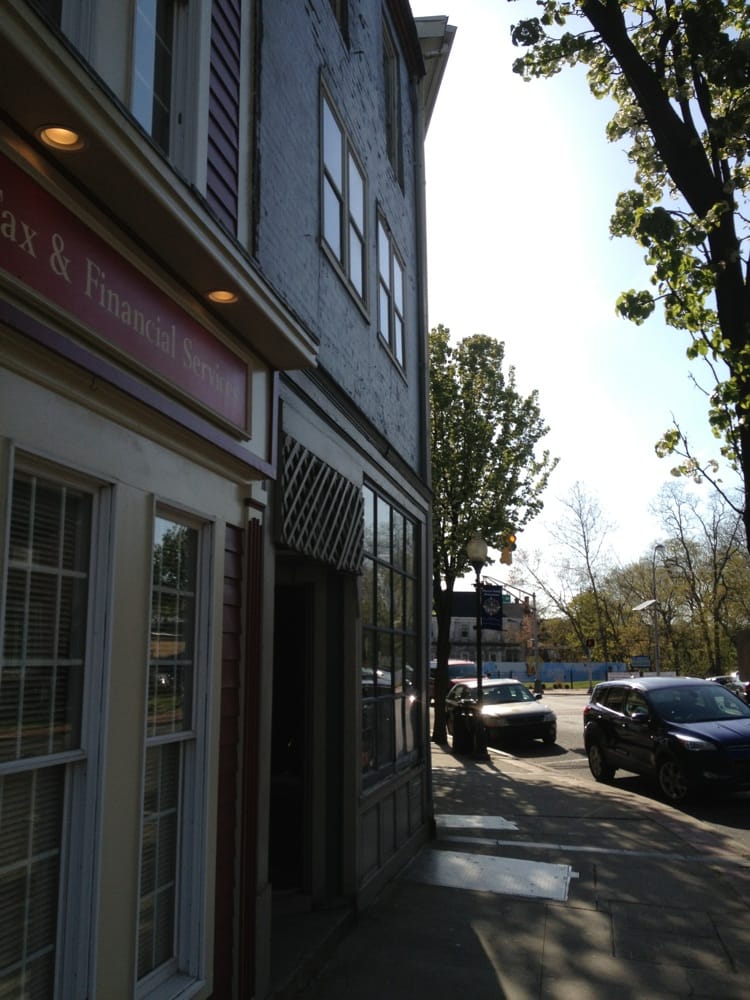 TOM’S BARBER SHOP Updated October 2024 14 Mill St, Mount Holly, New