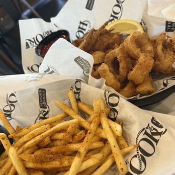 On The Hook - Cajun Fries & Fried Calamari - Cajun/Creole Near Me - Brea, California