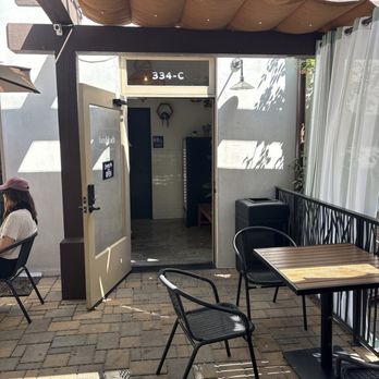The Blend Superfood Bar - Awesome - Juice Bars & Smoothies Near Me - Ojai, California