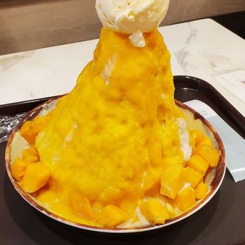 Meet Fresh - Mango Shaved Ice - Desserts Near Me - Brooklyn, New York