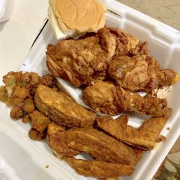 4 Piece Dark Dinner
