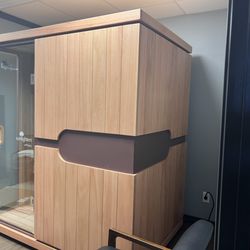 Cryo979 - Sunlighten Infrared Smart Sauna