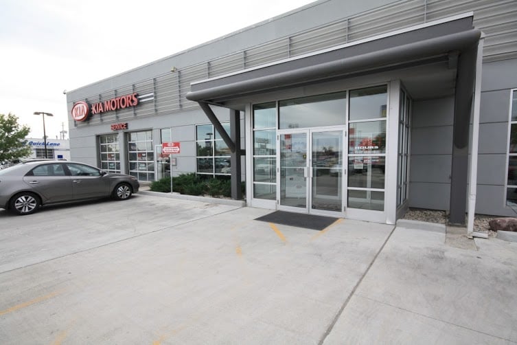 BIRCHWOOD KIA REGENT Updated September 2024 1364 Regent Avenue W