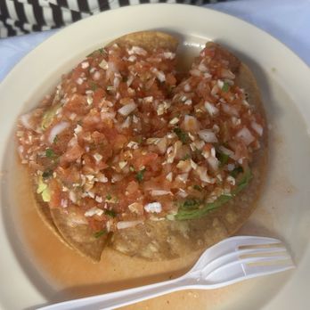 Mariscos 4 Vientos - Tacos with Salsa! It's great and eat them fast before they get soggy. Still fuego tho - Mexican Near Me - Los Angeles, California Mariscos 4 Vientos - Tacos with Salsa! It's great and eat them fast before they get soggy. Still fuego tho - Mexican Near Me - Los Angeles, California