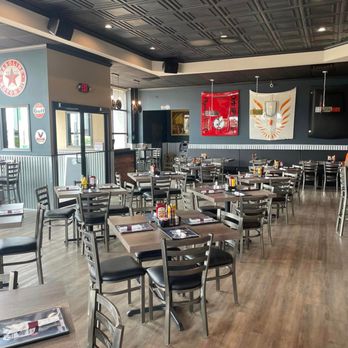 Cruisin’ I39 - a restaurant with tables and chairs - Bars Near Me - Monroe Center, Illinois Cruisin’ I39 - a restaurant with tables and chairs - Bars Near Me - Monroe Center, Illinois
