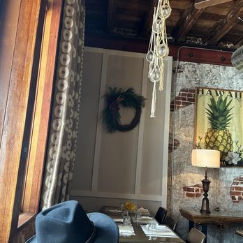 Bistro Punahele Tonnelier - Very ethnic wall decor - Breakfast & Brunch Near Me - Oakley, California Bistro Punahele Tonnelier - Very ethnic wall decor - Breakfast & Brunch Near Me - Oakley, California