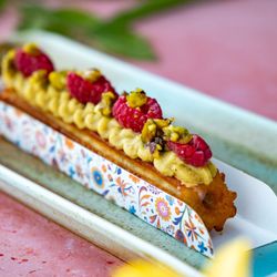 La Niña Churreria - Pistachio raspberry
