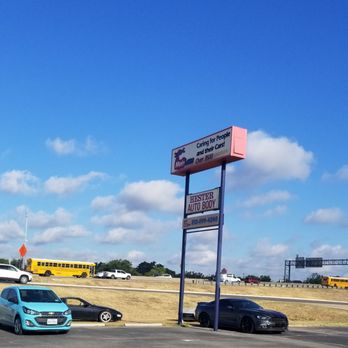 MainLane - Easily seen from I-35 - Oil Change Stations Near Me - Round Rock, Texas MainLane - Easily seen from I-35 - Oil Change Stations Near Me - Round Rock, Texas