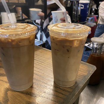 Dames Coffee Espresso Bar - Buttercup latte and pumpkin spice - Cafes Near Me - Jersey City, New Jersey Dames Coffee Espresso Bar - Buttercup latte and pumpkin spice - Cafes Near Me - Jersey City, New Jersey