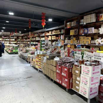 Sun Wing Supermarket - Fruits & Veggies Near Me - Chicago, Illinois