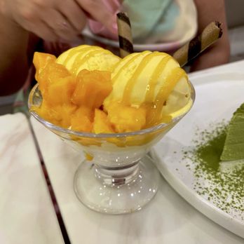 Mango Mango Dessert - Ice Cream & Frozen Yogurt Near Me - Bayside, New York Mango Mango Dessert - Ice Cream & Frozen Yogurt Near Me - Bayside, New York