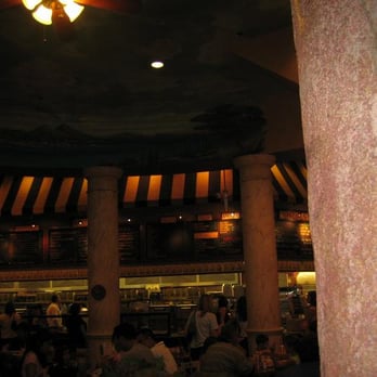 Pompei - interior - Pizza Near Me - Chicago, Illinois