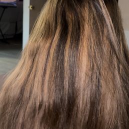 The "fix": color differences and dark spots missed. Uneven work and the "balayage" isn't centered at the top of my head The "fix": color differences and dark spots missed. Uneven work and the "balayage" isn't centered at the top of my head