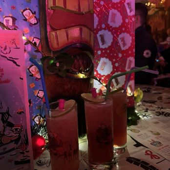 Kona's - Bars Near Me - San Francisco, California