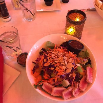 Saquella Cafe - The Ahi Tuna Salad is fresh and delicious. - Breakfast & Brunch Near Me - Boca Raton, Florida