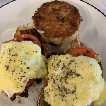 Hatch - Monterey Benedict with hashbrowns - Breakfast & Brunch Near Me - Huntington, New York