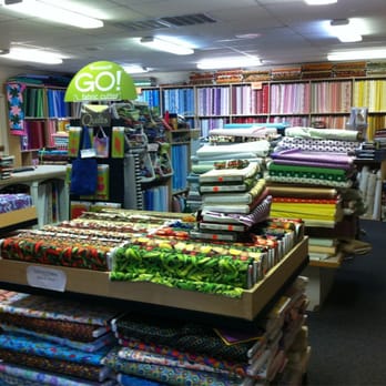 Clover Patch Quilt Shop - Fabric Stores Near Me - Santa Clara, Utah