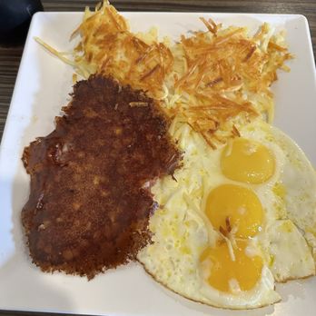 Franco's Flapjack Family Restaurant - Corned Beef Hash & Eggs ($16.99) - Breakfast & Brunch Near Me - Poway, California Franco's Flapjack Family Restaurant - Corned Beef Hash & Eggs ($16.99) - Breakfast & Brunch Near Me - Poway, California