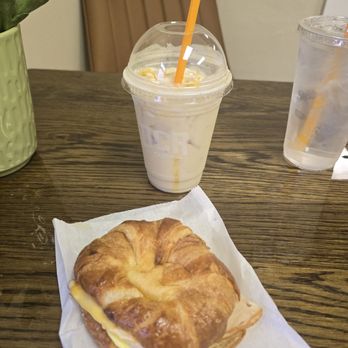 Rescue Me Coffee - Iced 911 and customized turkey egg croissant sandwich - Coffee & Tea Near Me - Eatonville, Washington Rescue Me Coffee - Iced 911 and customized turkey egg croissant sandwich - Coffee & Tea Near Me - Eatonville, Washington