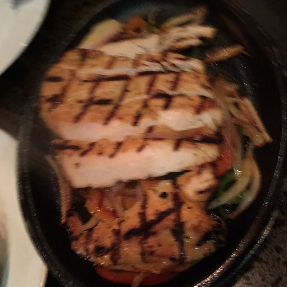 Sinigual - Chicken fajitas - Mexican Near Me - Manhattan, New York Sinigual - Chicken fajitas - Mexican Near Me - Manhattan, New York