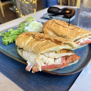 Sonoma Bistro - Breakfast & Brunch Near Me - Rutherford, New Jersey