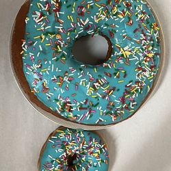 Giant Donuts - Giant Donuts