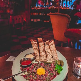Gilt Bar - Tenderloin Steak Tartare - New American Near Me - Chicago, Illinois