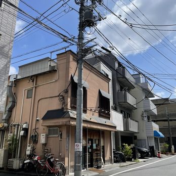 ドン助 パン家のどん助 - Updated July 2025 - 38 Photos - 新宿7-13-3