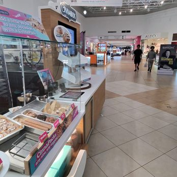 Cinnabon - Counter - Desserts Near Me - Coral Springs, Florida