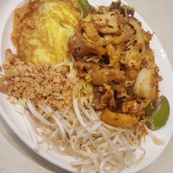 Secret Thai Restaurant - Combo Pad Thai Pla-Too-Pee (Ghost Gate Pad Thai) - Thai Near Me - Chalmette, Louisiana Secret Thai Restaurant - Combo Pad Thai Pla-Too-Pee (Ghost Gate Pad Thai) - Thai Near Me - Chalmette, Louisiana