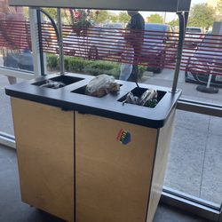 MOD Pizza - Trash bins by tables