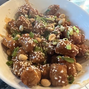 The Ridley House - Bang bang tater tot's - Bars Near Me - Holmes, Pennsylvania