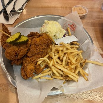 Tumble 22 - 1/4 white meat chicken - Chicken Shop Near Me - Round Rock, Texas Tumble 22 - 1/4 white meat chicken - Chicken Shop Near Me - Round Rock, Texas