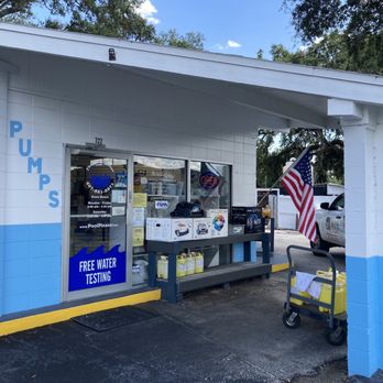 The Pool Pleaser - Entrance - Pool Cleaners Near Me - Orlando, Florida The Pool Pleaser - Entrance - Pool Cleaners Near Me - Orlando, Florida
