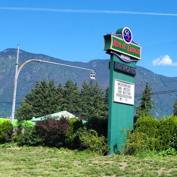 Royal Lodge Motel - In the Morning here is what your good greeting will provide! - Hotels Near Me - Hope, British Columbia