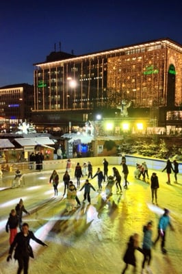 Karlsplatz by null