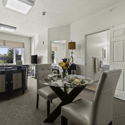 Linden Square Senior Care