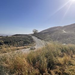 Zanja Peak Trail Head - The road up