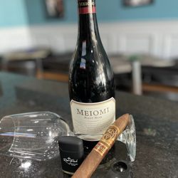 The Rat Pack Martini & Cigar Lounge